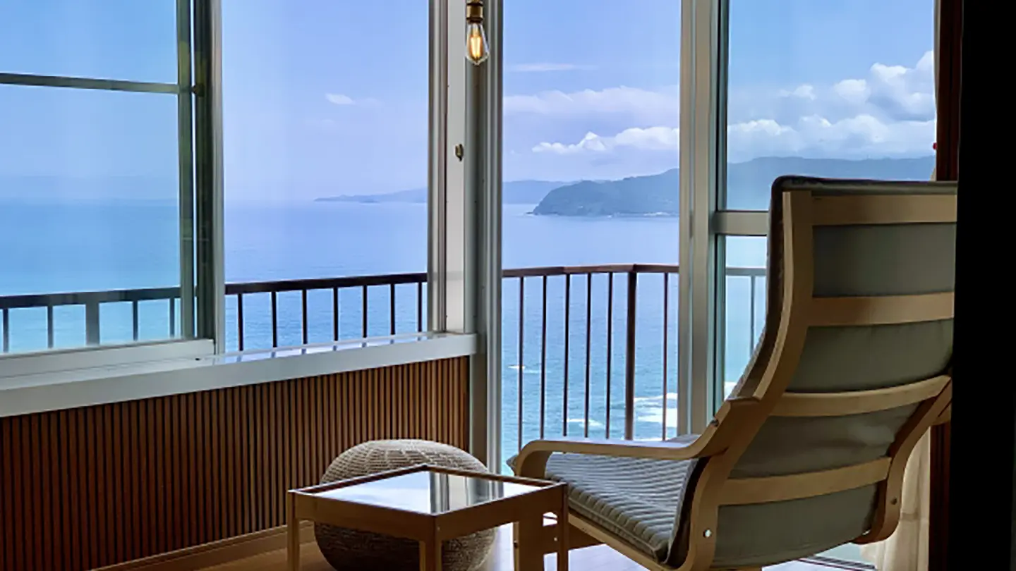 海の見えるマンション