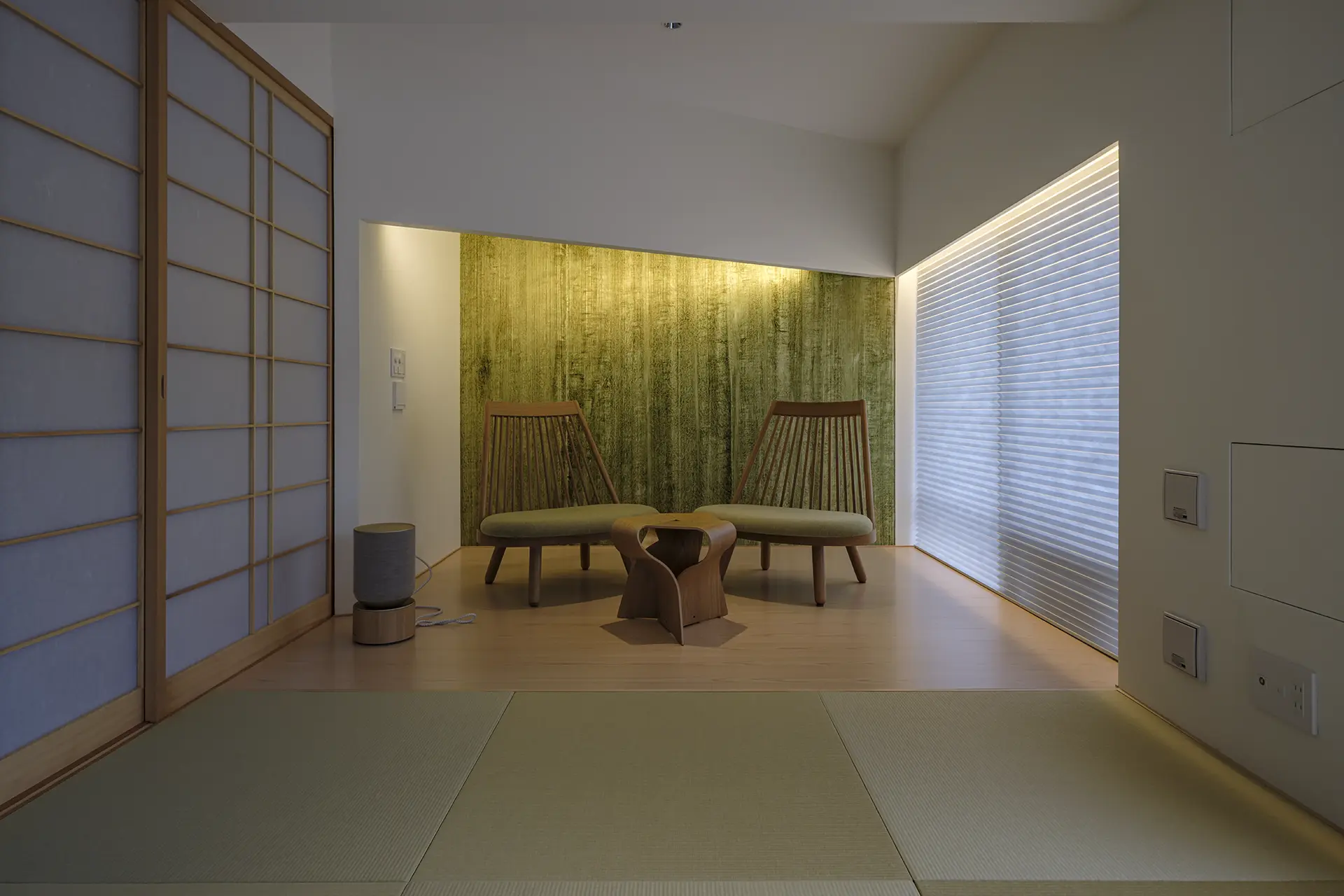 パーソナルチェアで思い思いにくつろげる空間