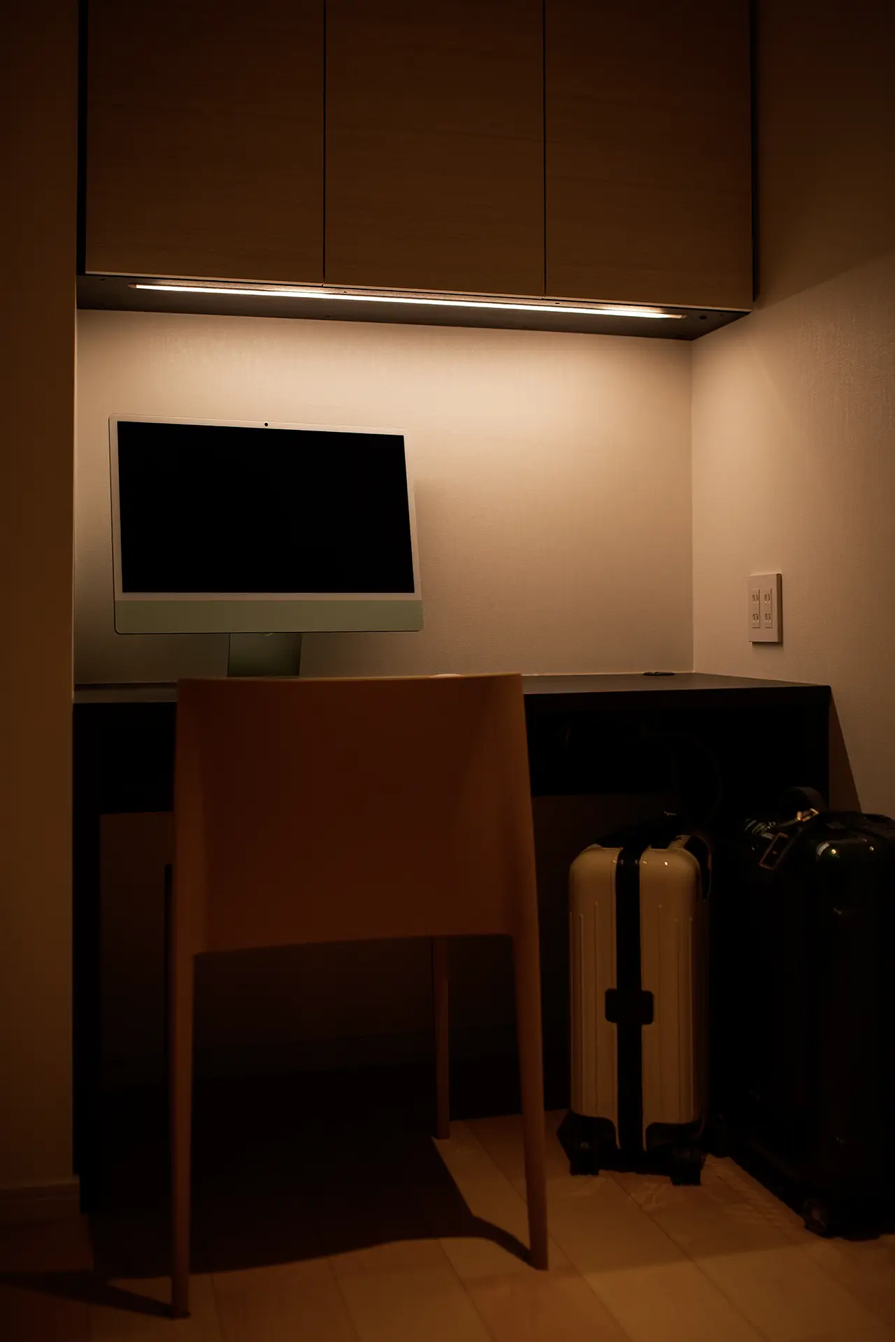 書斎はしっかりした壁により音の心配がないよう計画