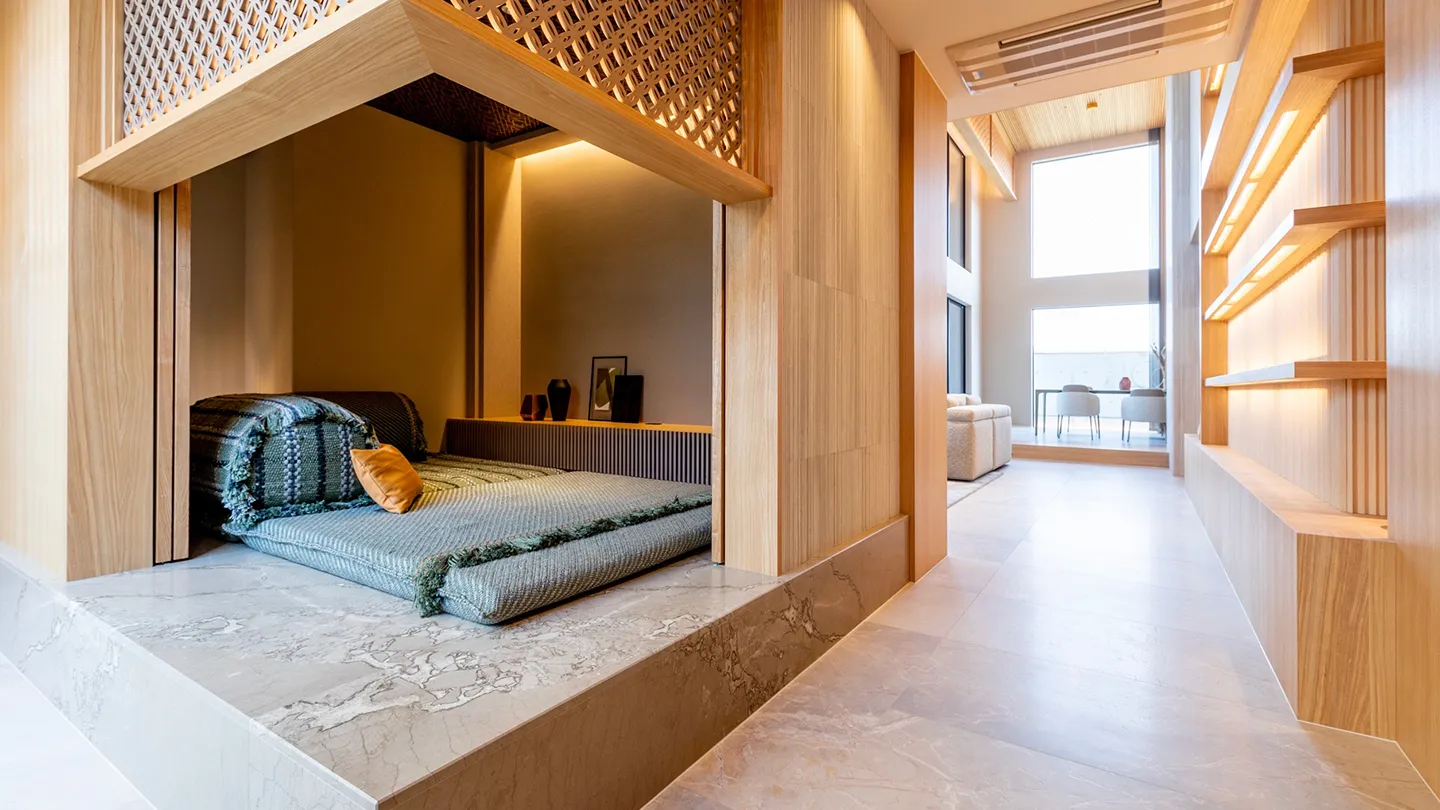 大理石を用いて明るく見せるリノベ