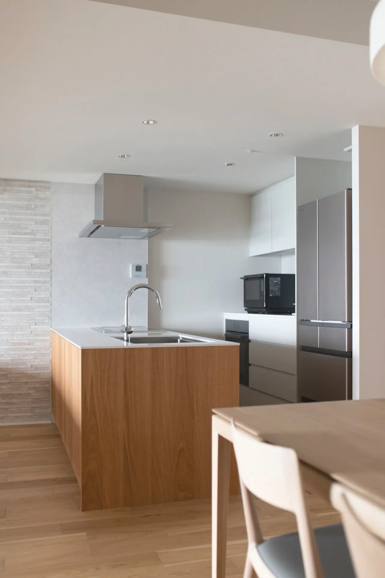 Miele (ミーレ)のオーブンをビルトインしたCUCINAキッチン