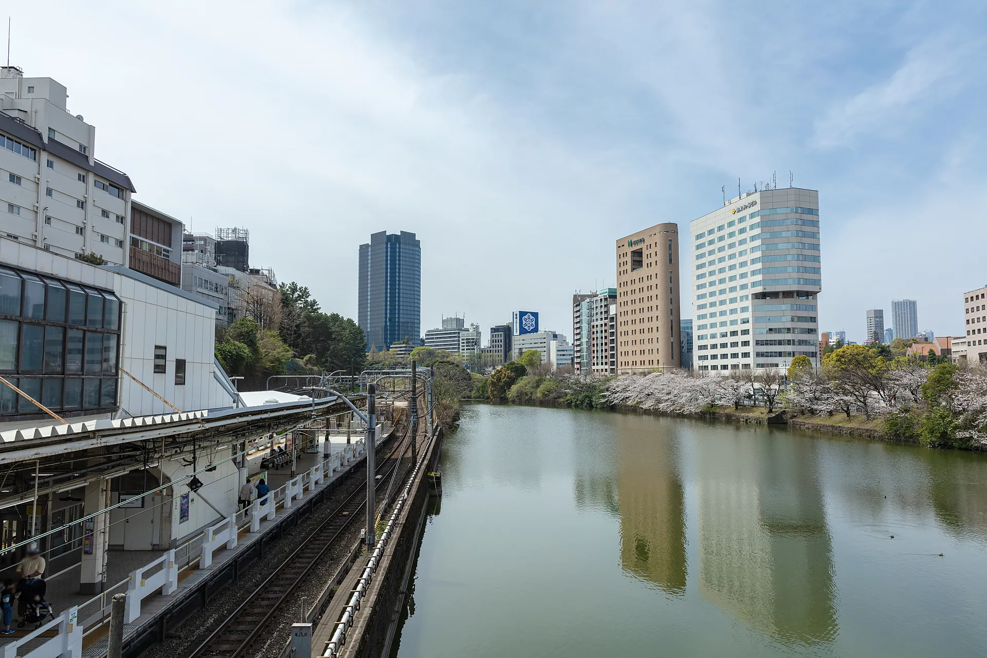 市ケ谷駅周辺の街並み